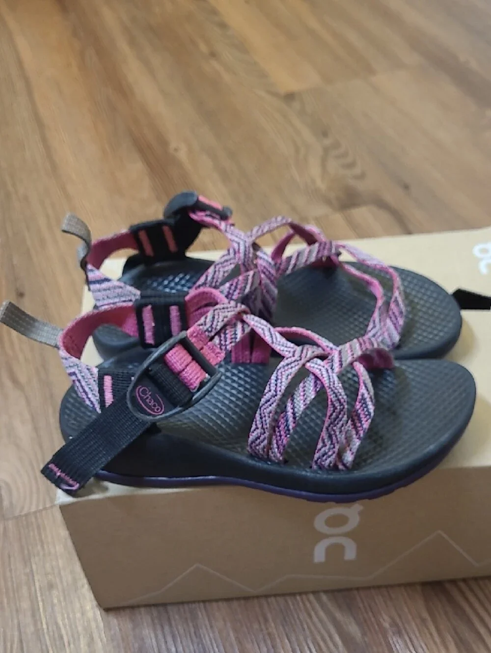 Chaco Kids Pink and Black Strappy Sandals‎